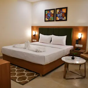 The Barrel House 4* Varanasi